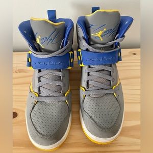 Jordan Air Flights. Men’s. Lightly worn.